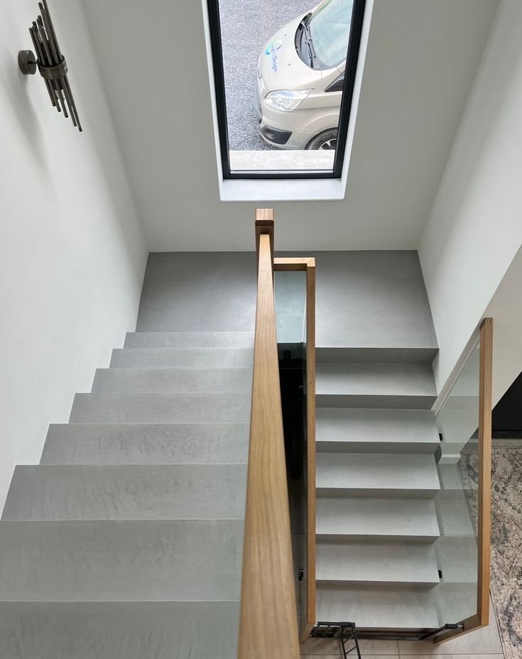 Seamless Microcement Staircases: The Modern Anti-Slip Solution for Riyadh Villas