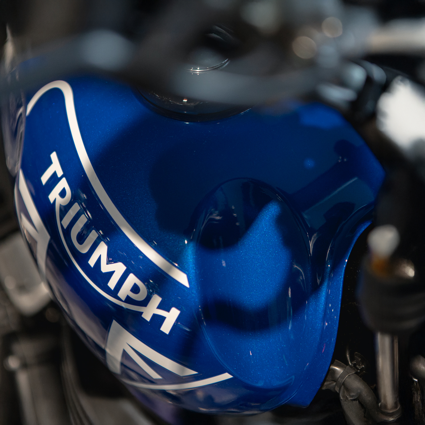 TRIUMPH Tank