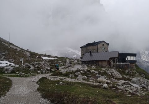 Rifugio Brentei e bivacco invernale