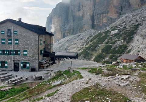 Rifugio Brentei e bivacco invernale