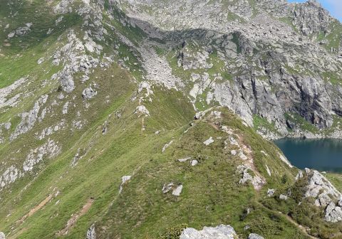 Laghi di Valbona e cresta del Monte Cengledino - foto 14