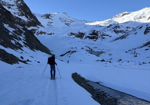 Verso la bocca del ghiacciaio