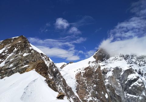 Panorama dalla sella prima della cima rocciosa