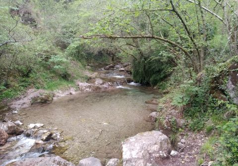 Rifugio Croce di Marone dalla Valle di Inzino - foto 11