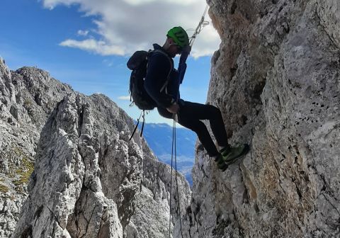 Calata in doppia di una decina di metri