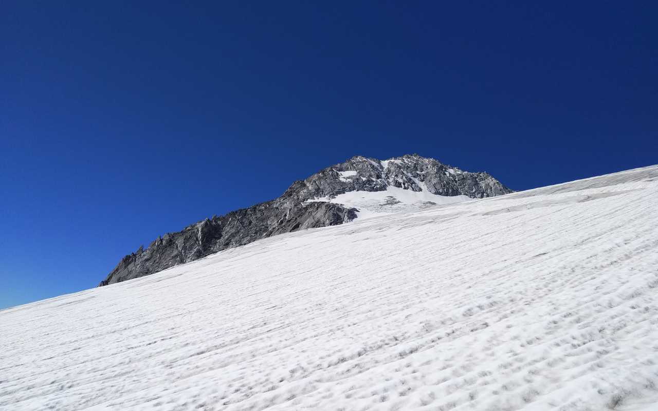 Carè Alto -  Cresta Est (Via Cerana)