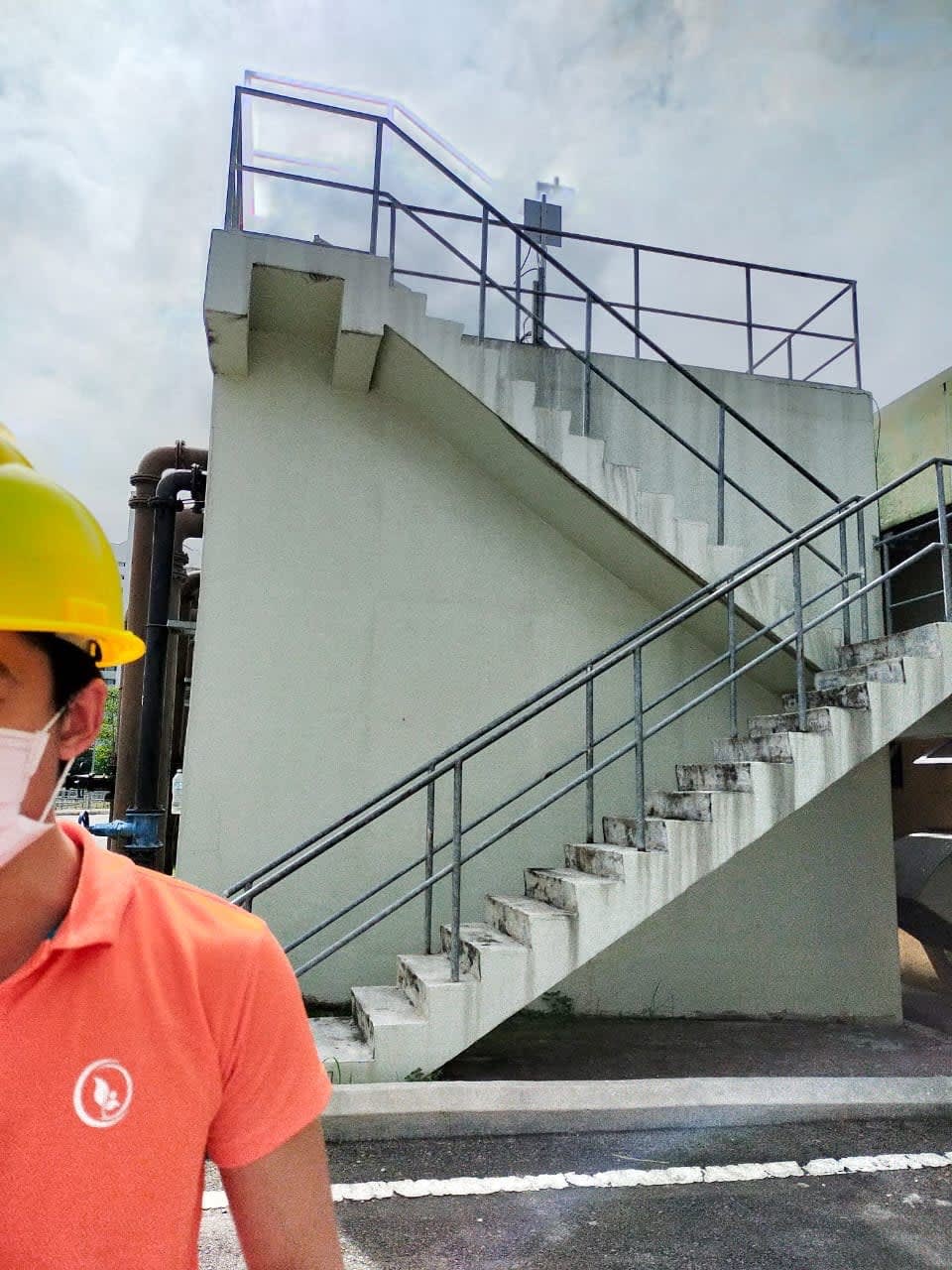 LKS engineer at the IWK STP 2 biogas plant