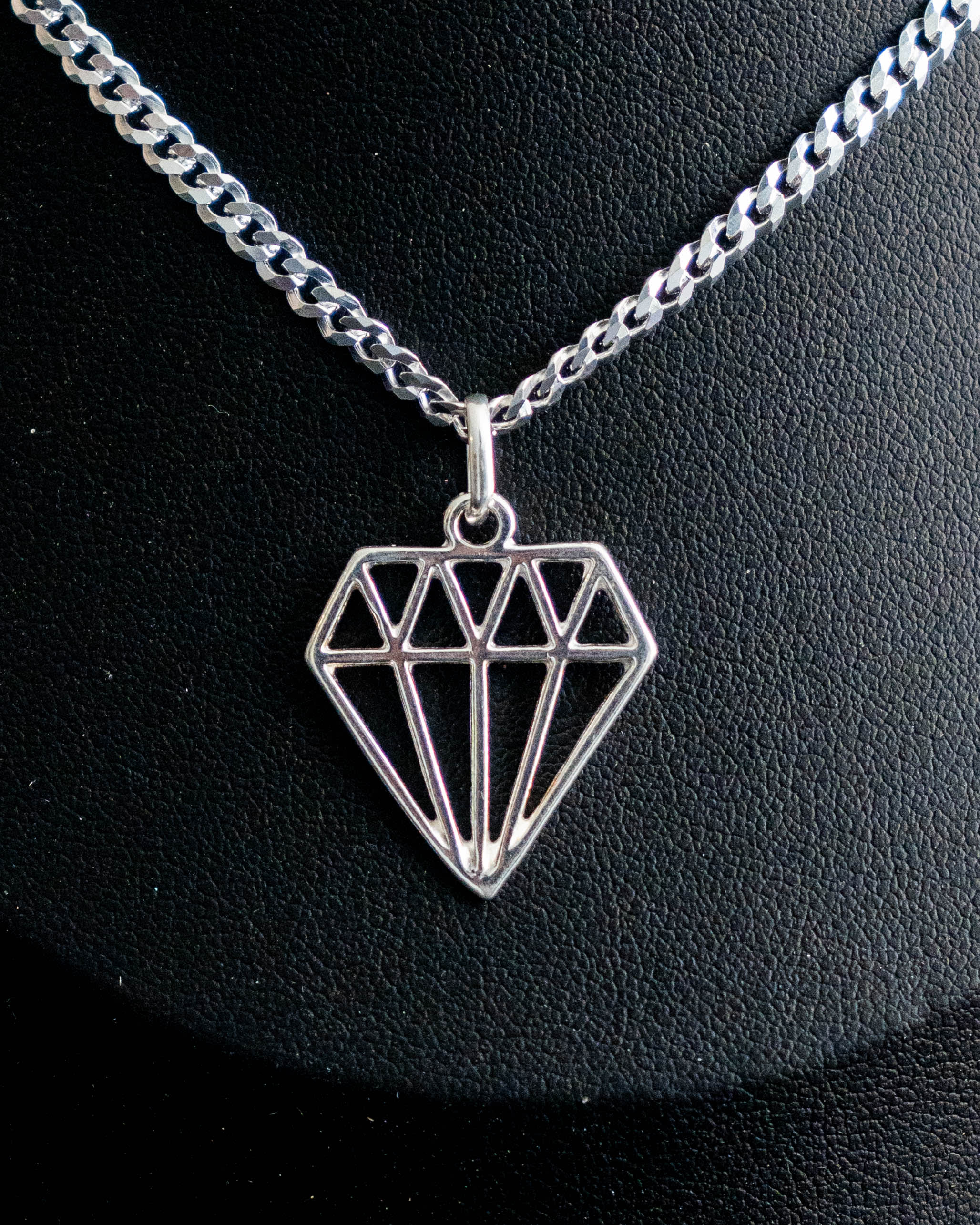 Colgante Diamante de Plata - Estilo Moderno