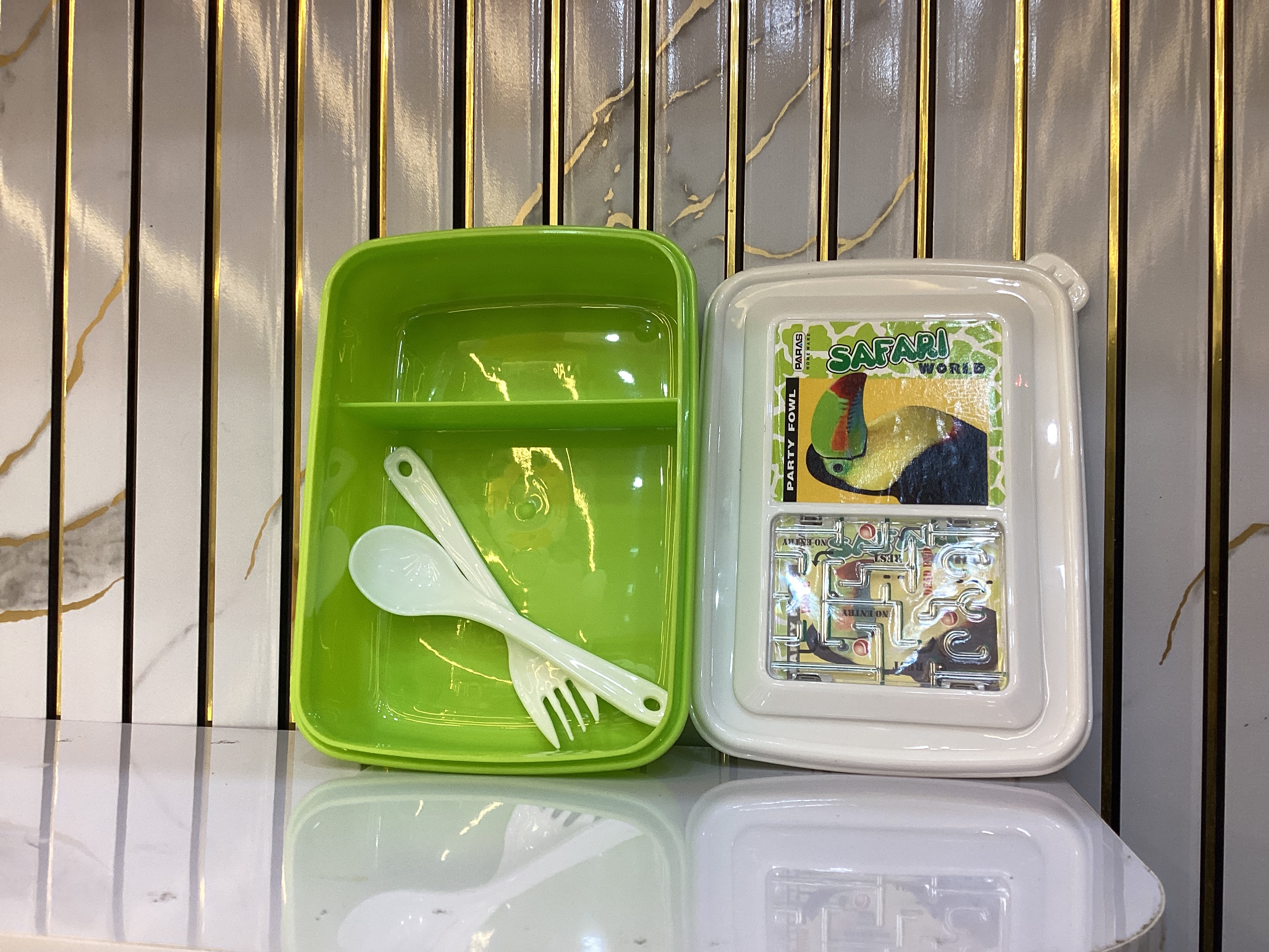 Paras Angry Time Big Game Lunch Box