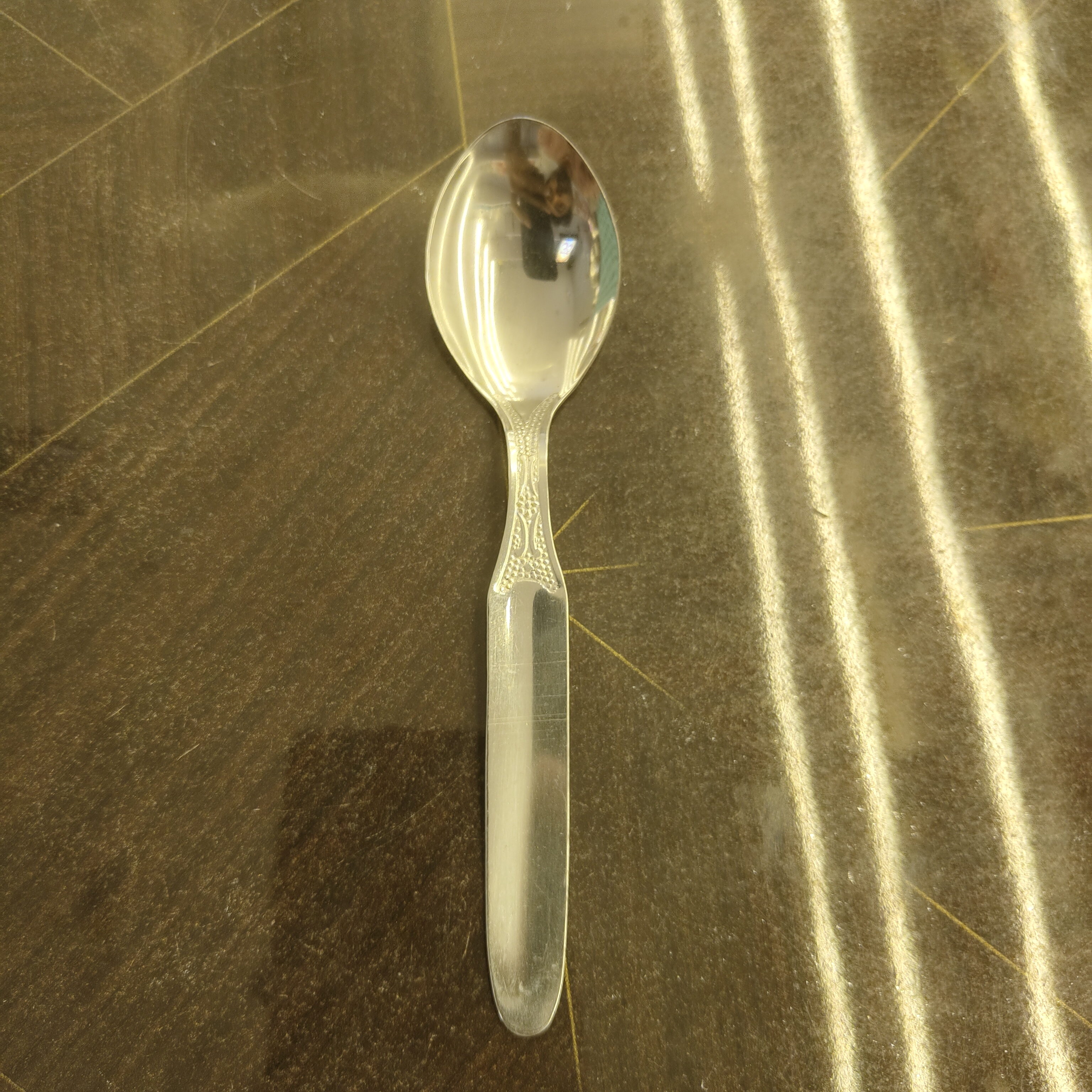 Medium Size Stainless Steel Spoon With Floral Designed Neck (Length 15 cm)