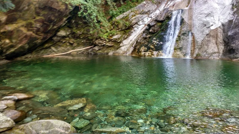 Architectonic bridge at the mill of Corippo