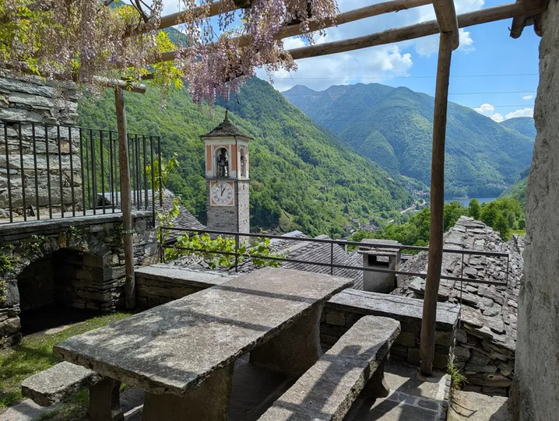 Terrace with wisteria pergola