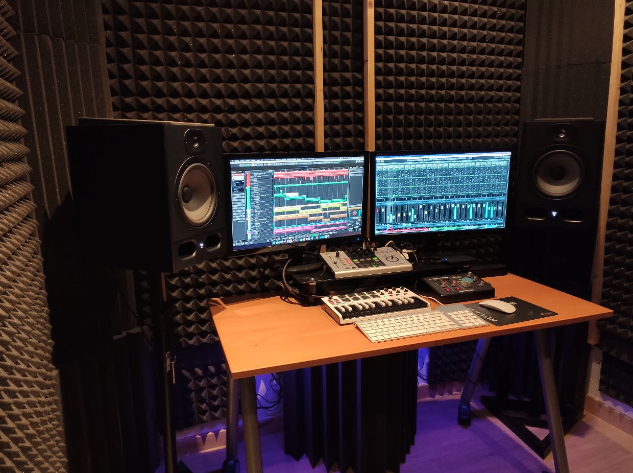 Instalación Cabina de Producción — Estudio en Mataró