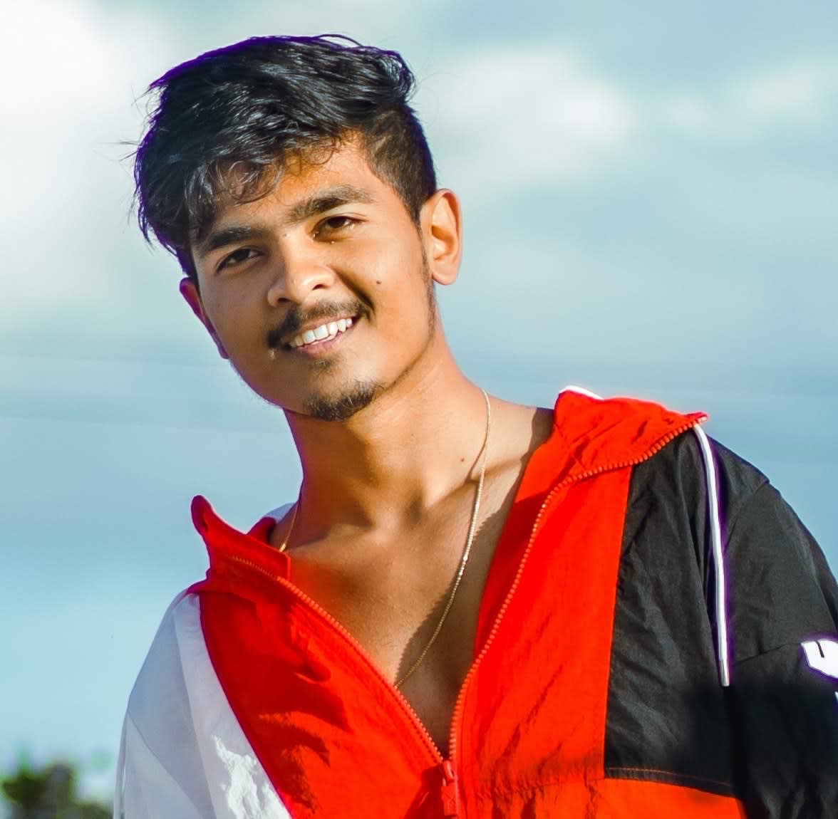 PraveenRaj Profile Picture