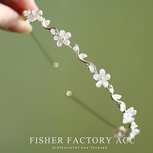 Vue 4 de Serretete Communion Fille Et