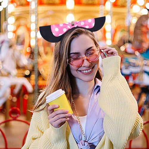 Vue 5 de Cortney Pieces Mickey Minnie