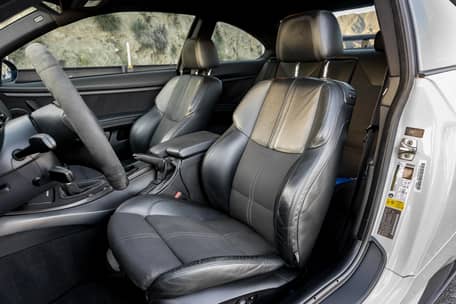 2010 BMW E9X M3 view 3
