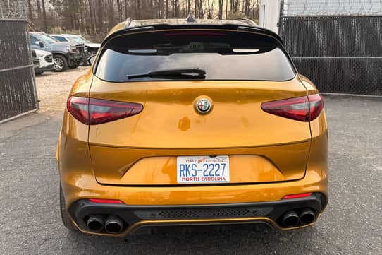2022 ALFA ROMEO Stelvio view 5