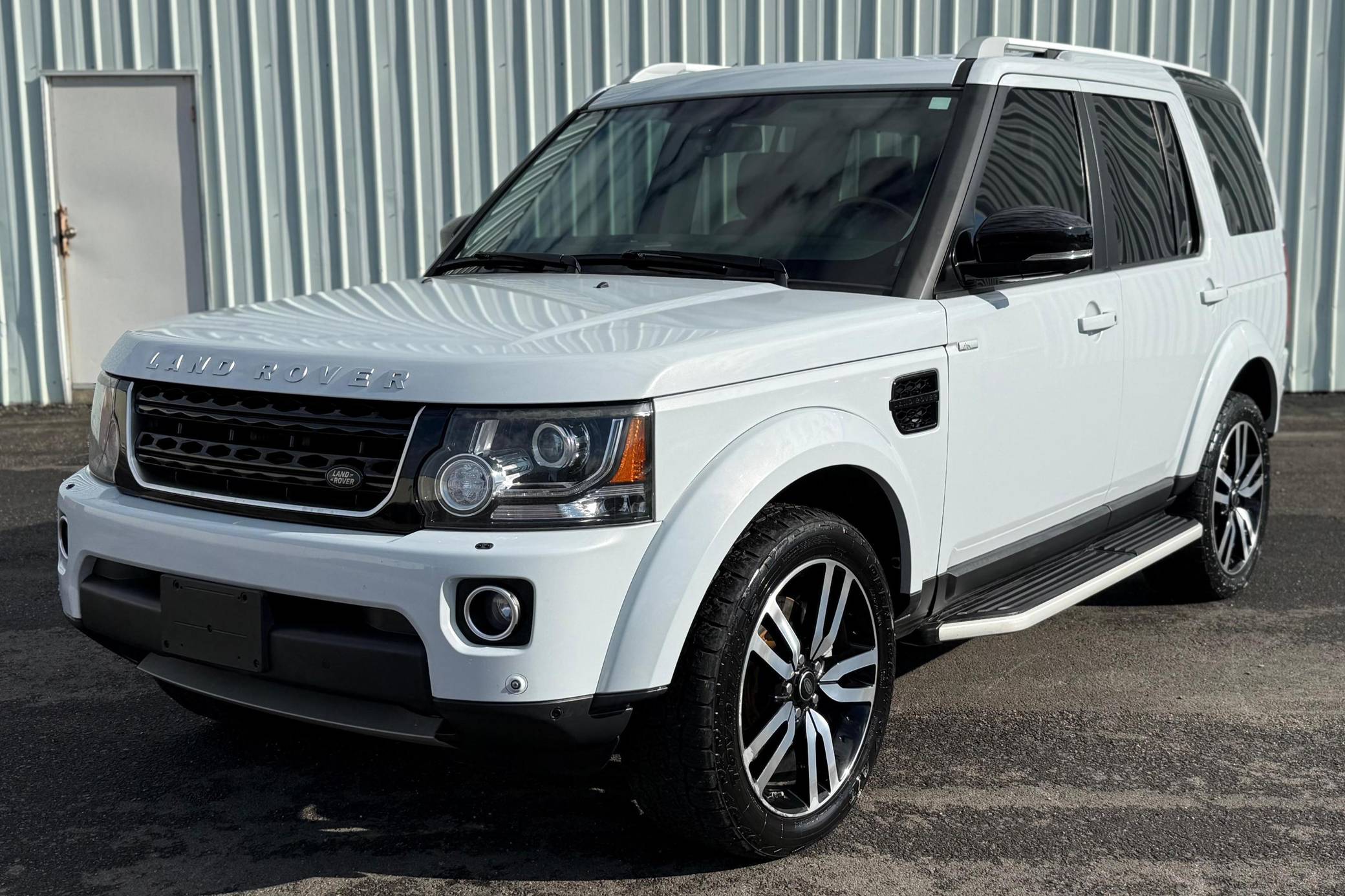 LAND ROVER LR4