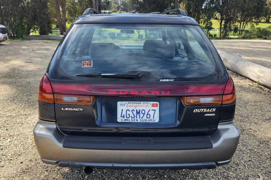 1999 SUBARU Legacy view 5