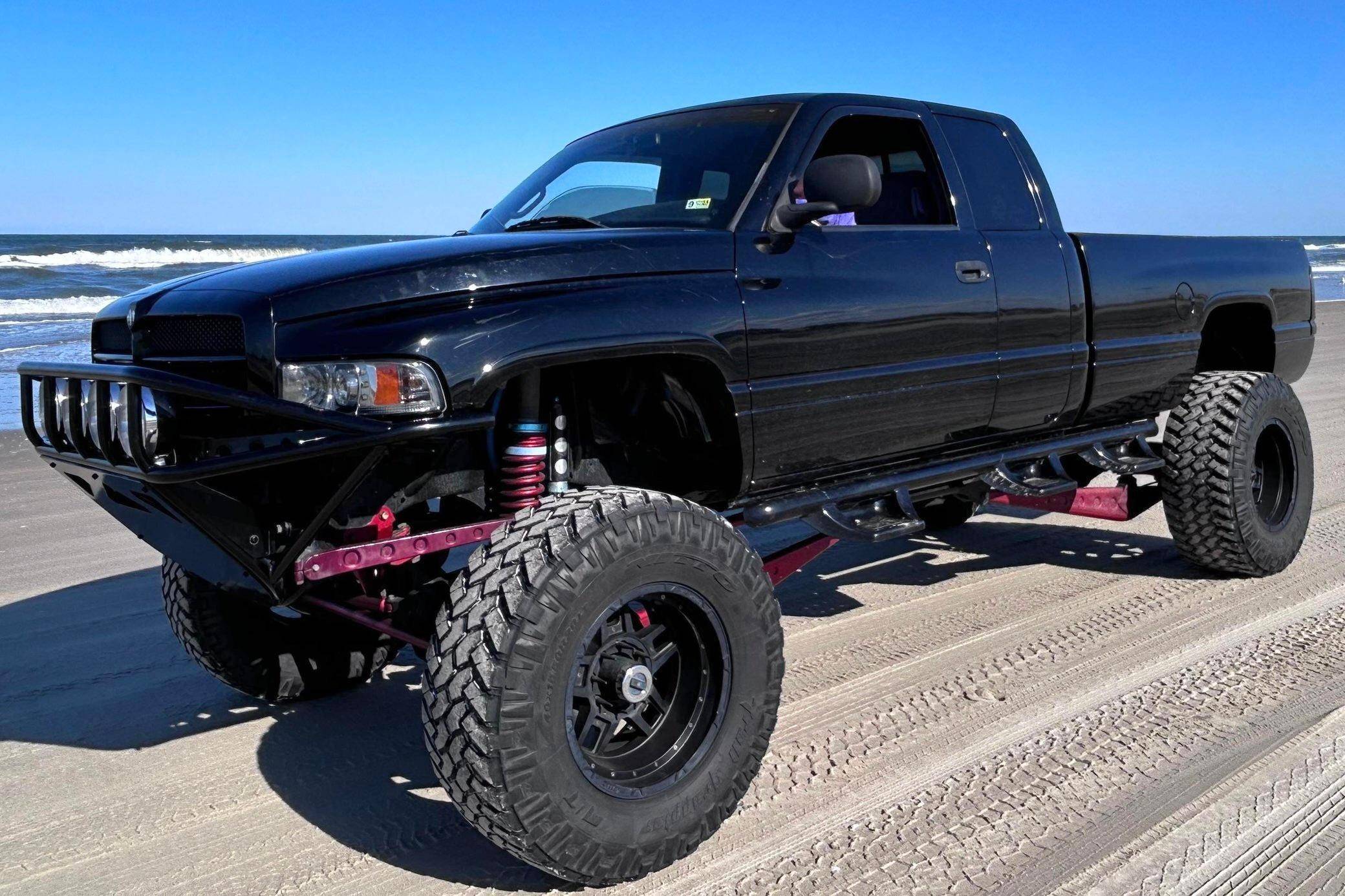 DODGE Ram