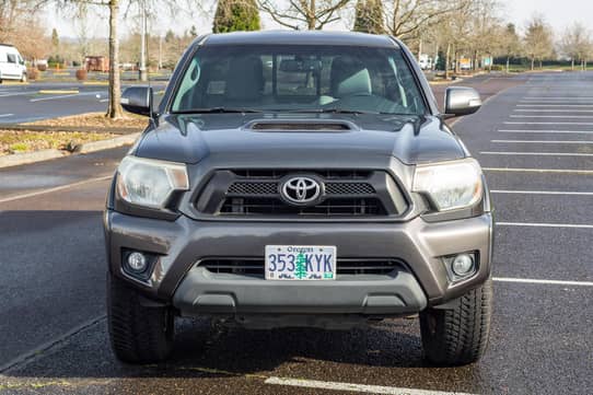 2012 TOYOTA Tacoma view 2