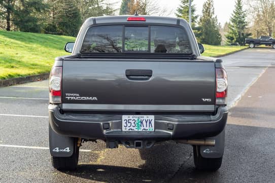 2012 TOYOTA Tacoma view 5