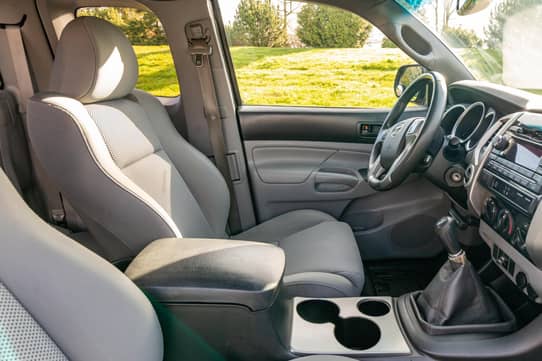 2012 TOYOTA Tacoma view 8