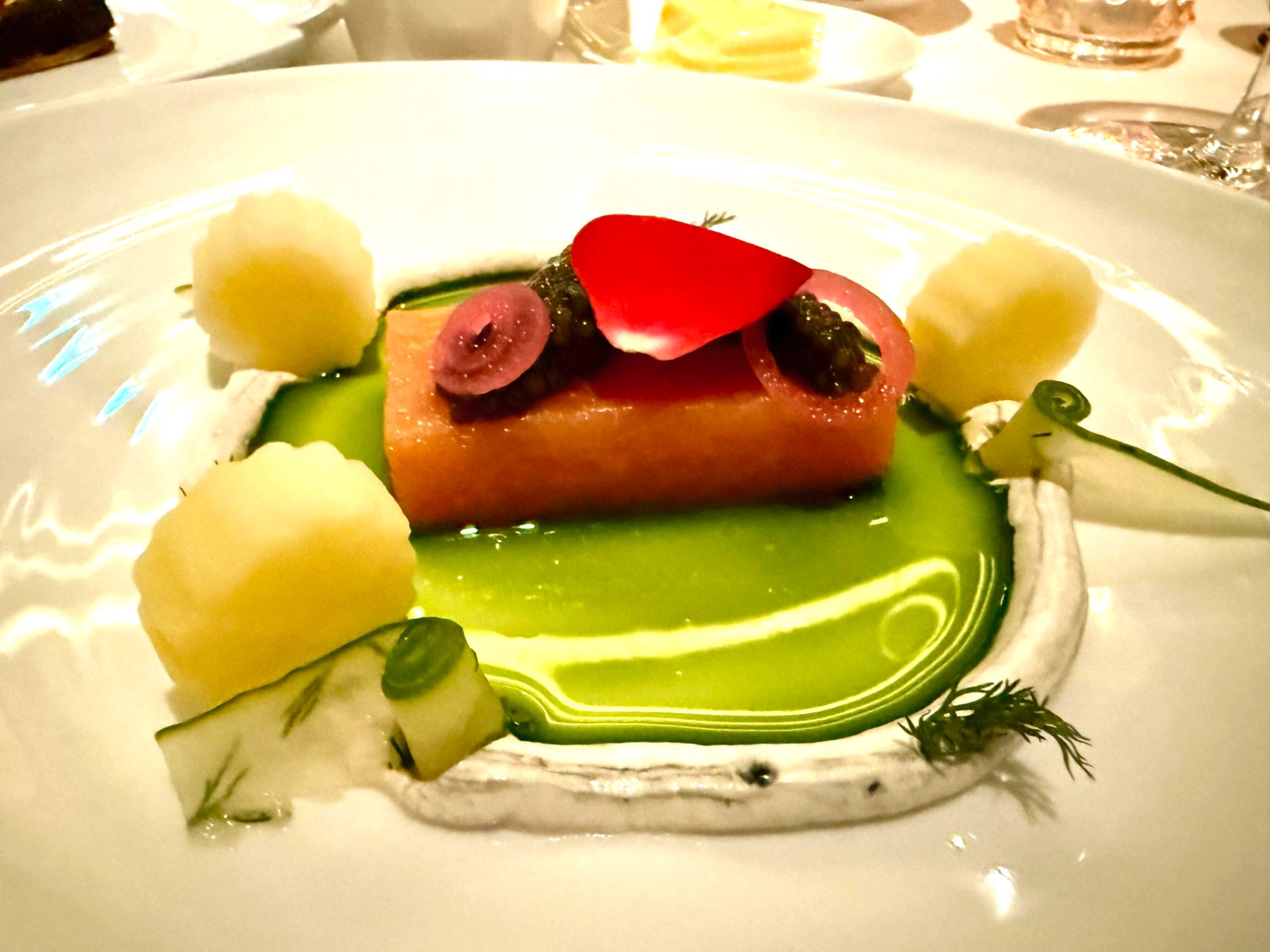 Smoked salmon loin with caviar cream — Le Voyage starter