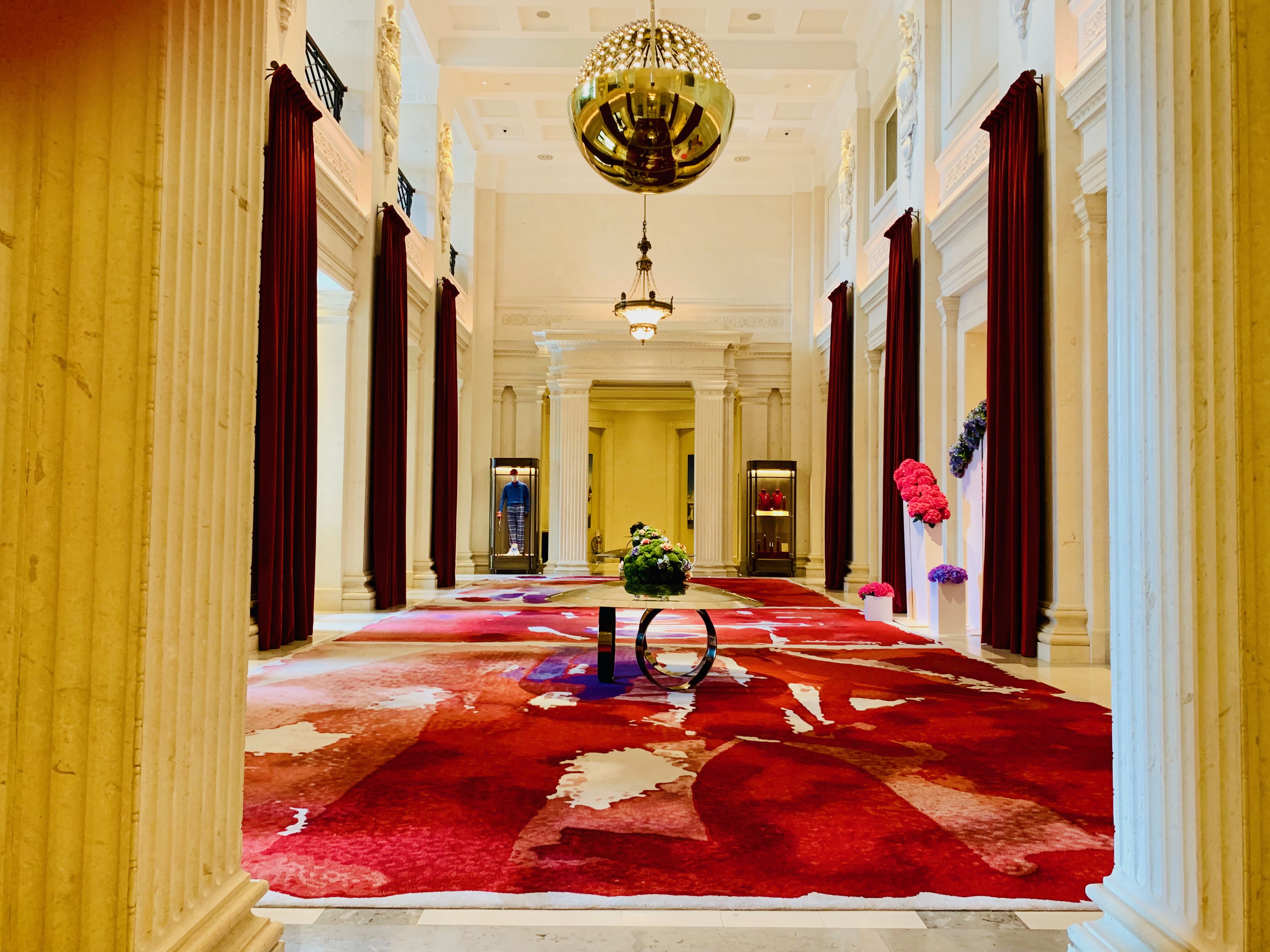 Four Seasons London at Ten Trinity Square — foyer wide