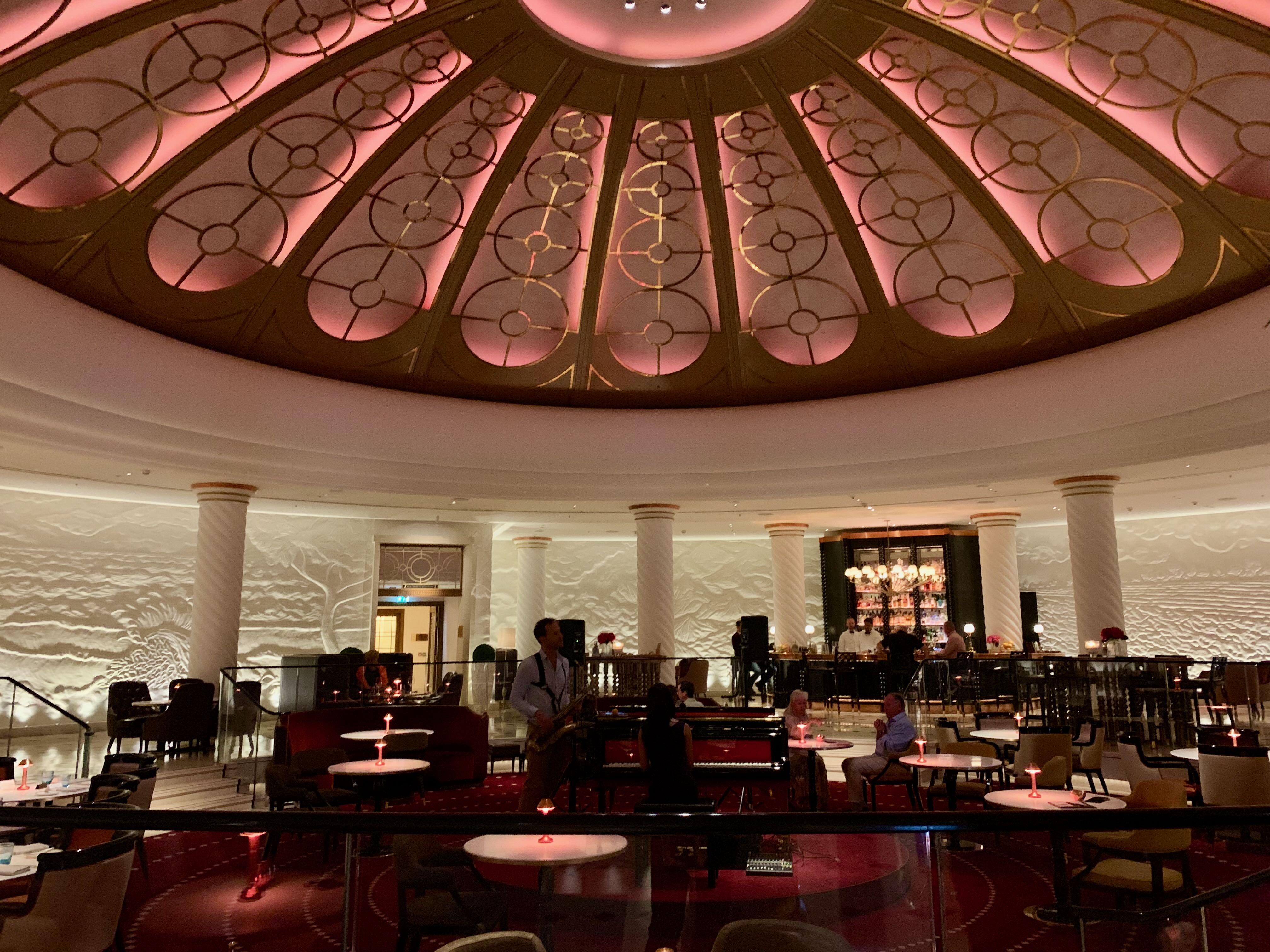 Four Seasons London at Ten Trinity Square — Rotunda Bar and Lounge