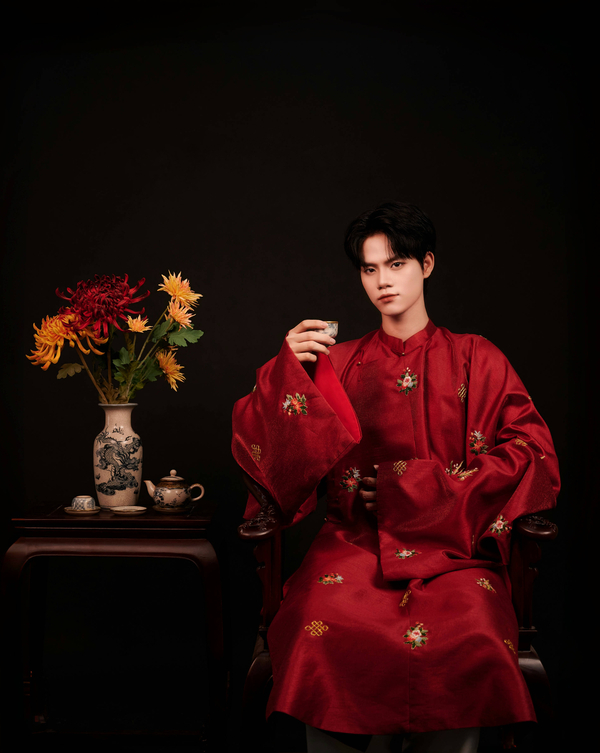 Fullset Áo Tấc tafta nhũ đỏ đô thêu thủ công – unisex