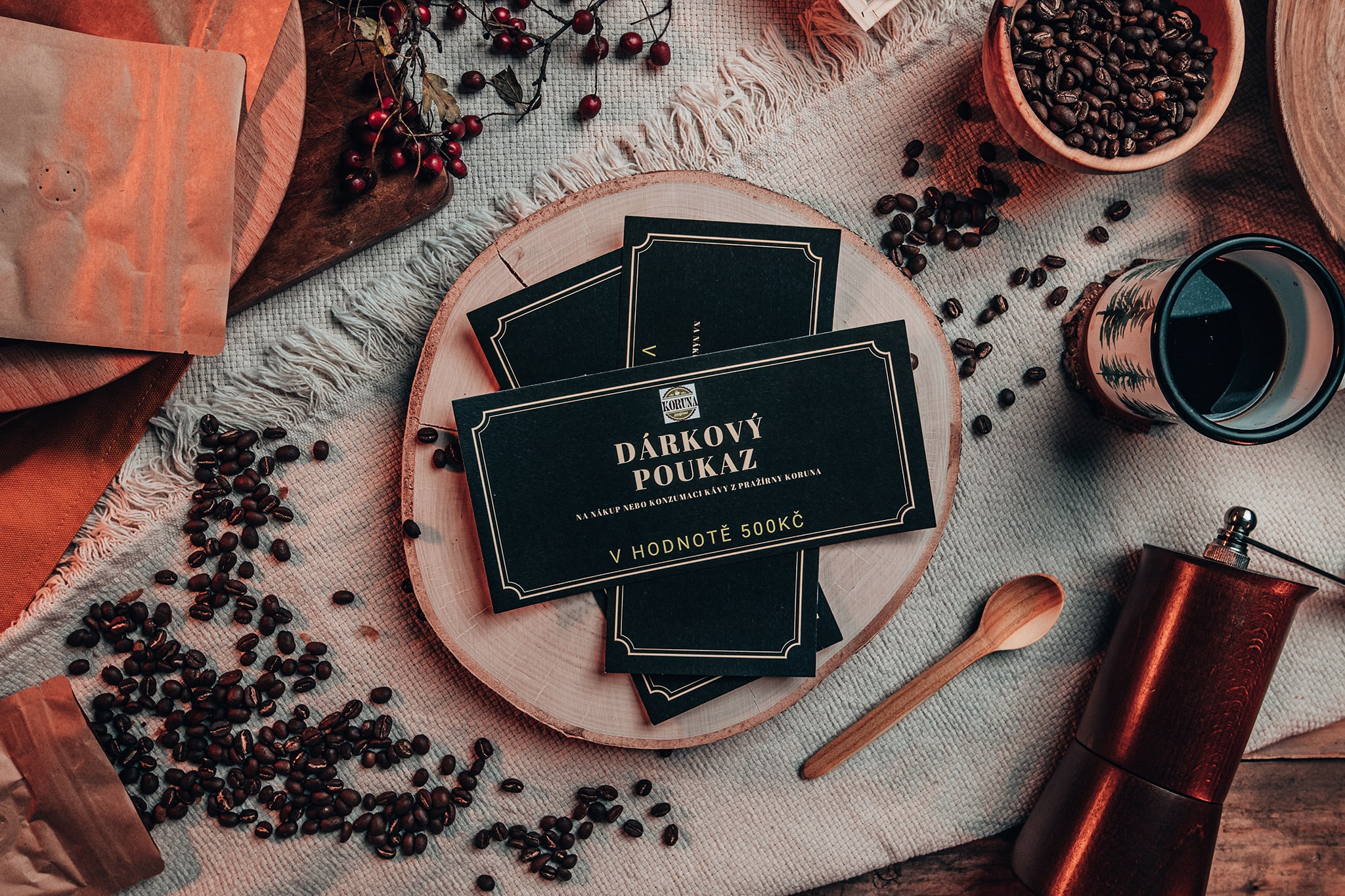 Kenjistudio - Flatlay produktová fotografie - dárkový poukaz - káva