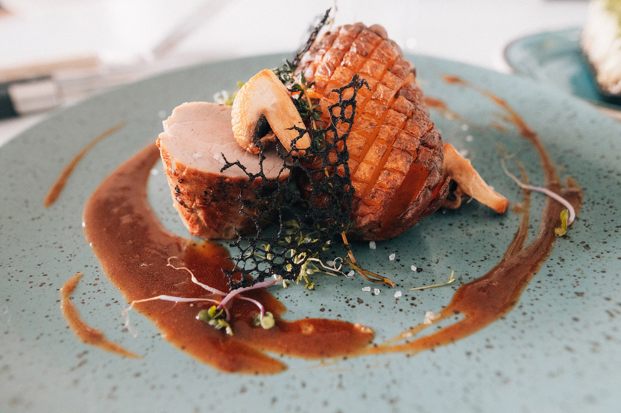 Kenjistudio - Fotografie jídla - gastronomie - maso - vaření - kuchařka