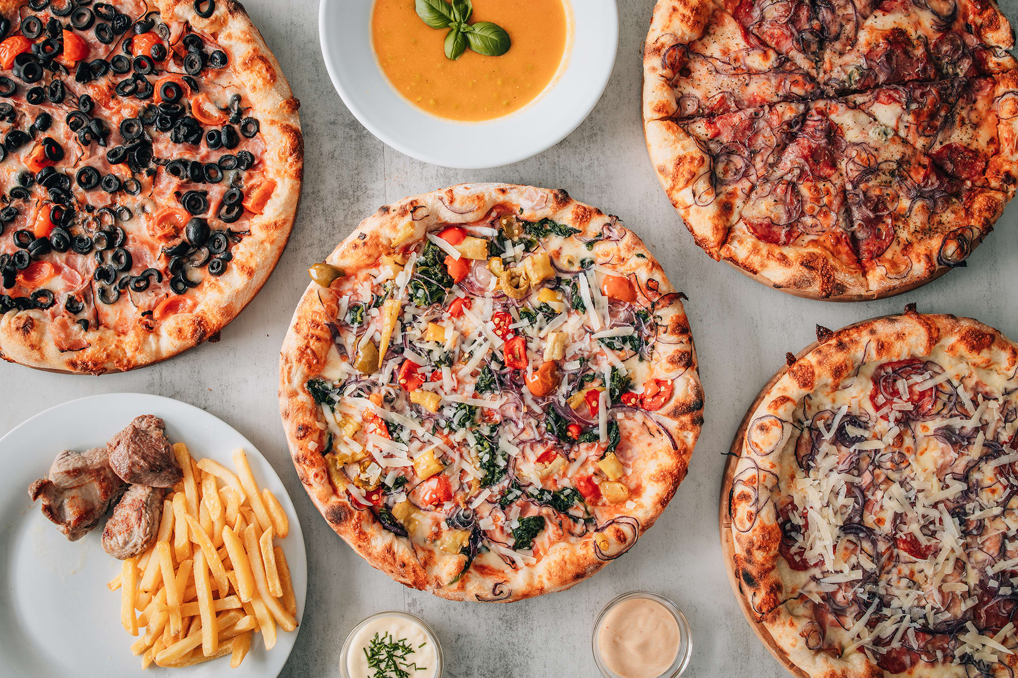 Kenjistudio - Fotografie jídla - pizza - hranolky - pizzerie
