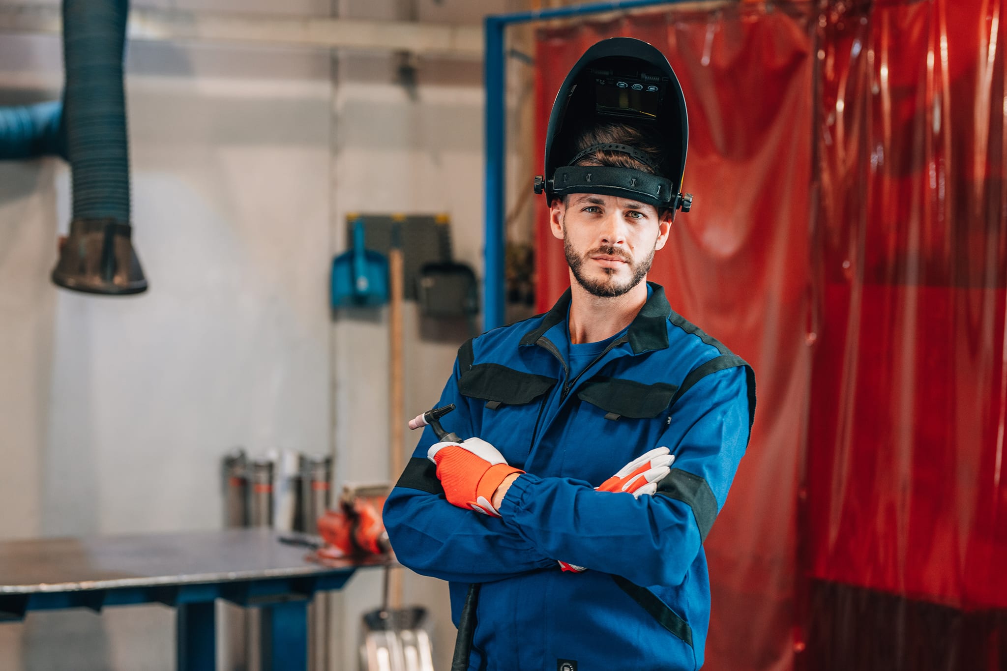 Kenjistudio - Business portrét - svářeč - profesní portrét