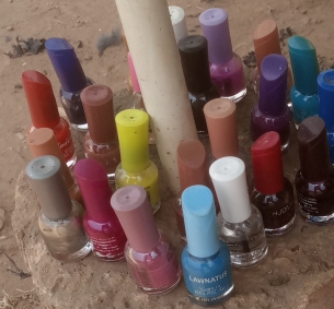 Abi Nails