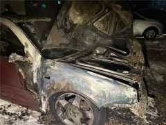 В Нижнем Тагиле пожар повредил три автомобиля