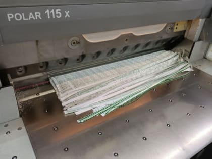 Процесс изготовления избирательных бюллетеней для голосования на дополнительных выборах депутата Заксобрания завершился обязательной процедурой