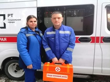 Сотрудники скорой помощи Каменска-Уральского вернули к жизни коллегу