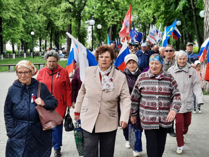 В День России движение транспорта в центре Артемовского ограничат
