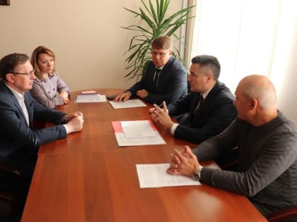 Визит заместителей Губернатора и Министра здравоохранения: обсуждение приоритетных задач здравоохранения