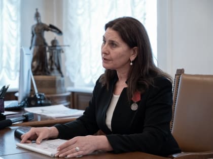 Елена Артюх представила губернатору Евгению Куйвашеву ежегодный доклад бизнес-омбудсмена