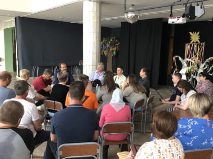 Исправлять кадровую политику в муниципалитете призвал Андрей Кузнецов в ходе поездки в Сухой Лог