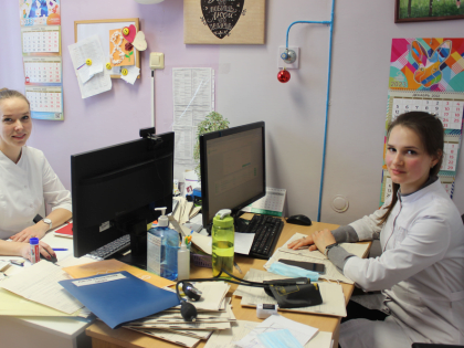 Опыт и перспектива: уроженки Нижнего Тагила работают в больнице по программе наставничества