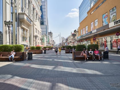 В центре Екатеринбурга разрешили построить дом во дворе старинного особняка