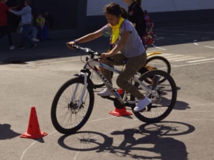 На базе автогородка в МАОУ СОШ № 7 состоялся муниципальный этап Всероссийского конкурса юных инспекторов движения «Безопасное колесо-2022»