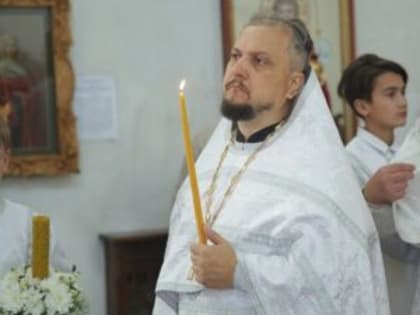 «Внести свою маленькую лепту»: иерей Георгий Слесарев призвал верующих присоединиться к общей молитве о мире