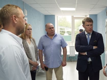 Министр здравоохранения РФ Михаил Мурашко ознакомился с работой медучреждений Свердловской области