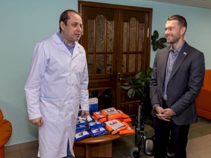Глава медфракции гордумы Екатеринбурга Алексей Вихарев помог Свердловскому онкодиспансеру